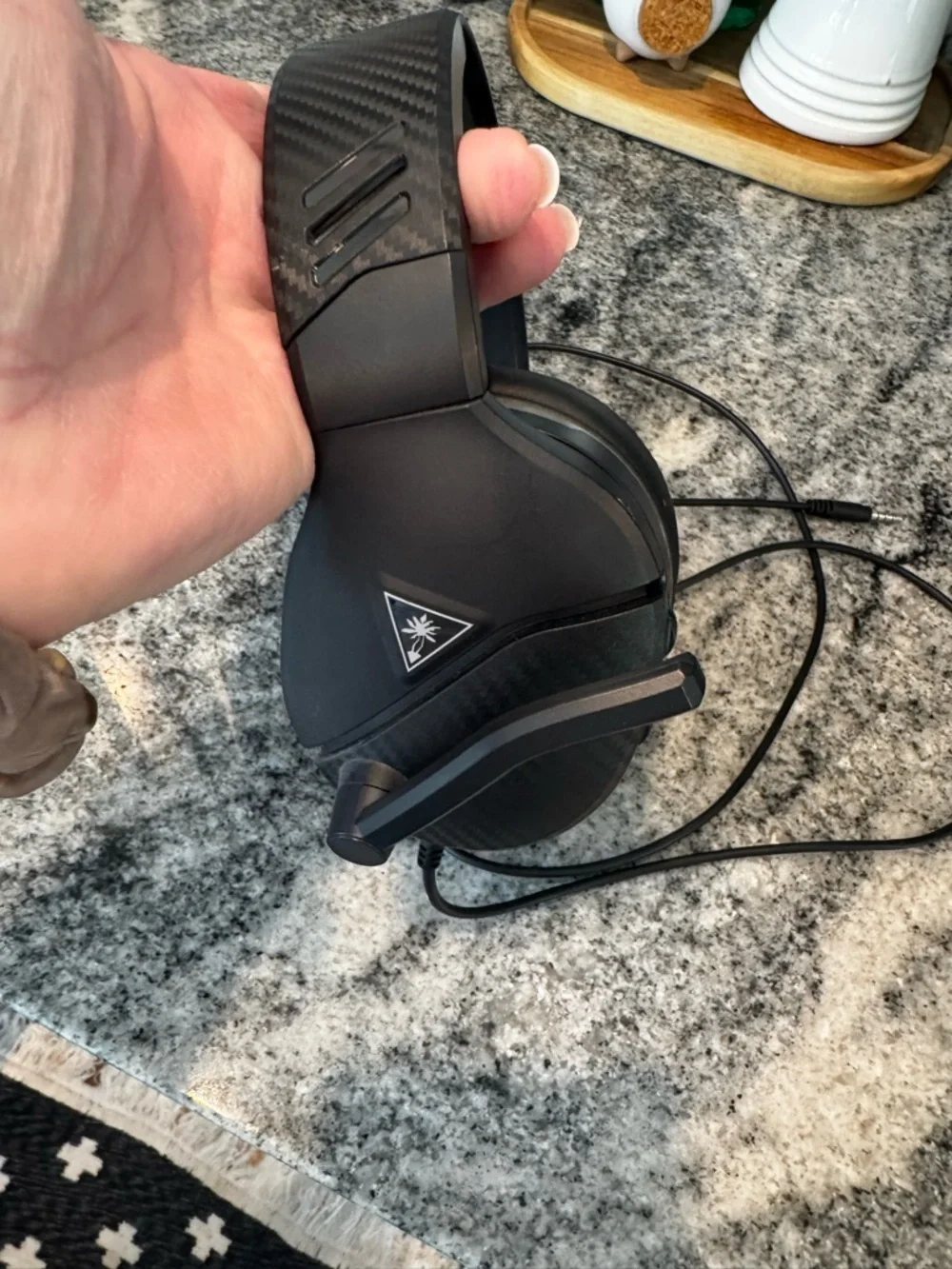 Turtle Beach Black Wired Gaming Headset - Over-Ear Comfort ps4 Xbox compatible